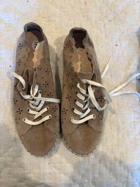 Anthropologie Taupe Scalloped Suede Lace-Up Sneakers